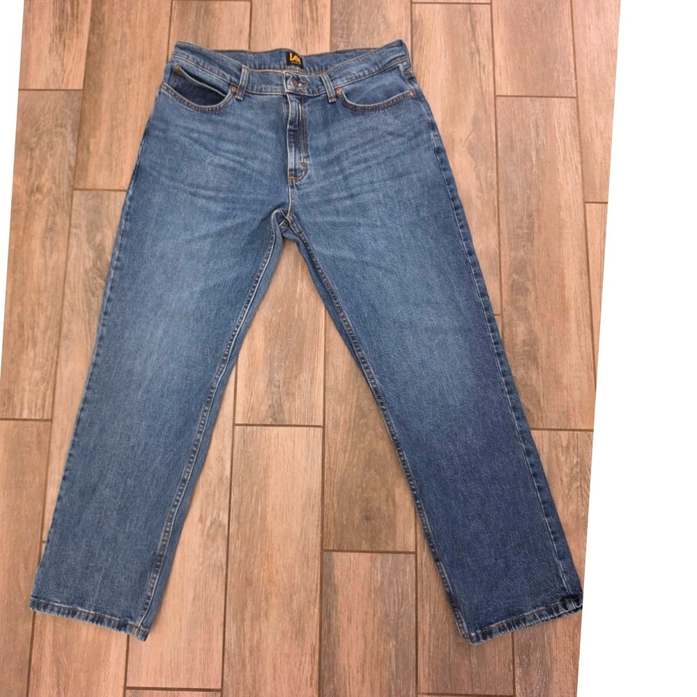 Lee Relaxed Fit Jeans Mens 34x29 Medium Wash Denim Straight Leg